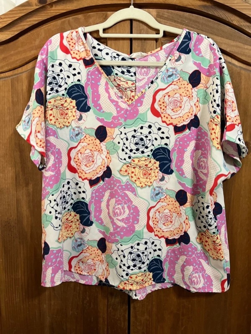Floral V-Neck Women’s Top - Multicolor